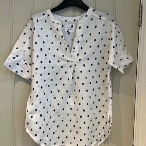 Elegant White and Black Polka Dot Short Sleeve Top